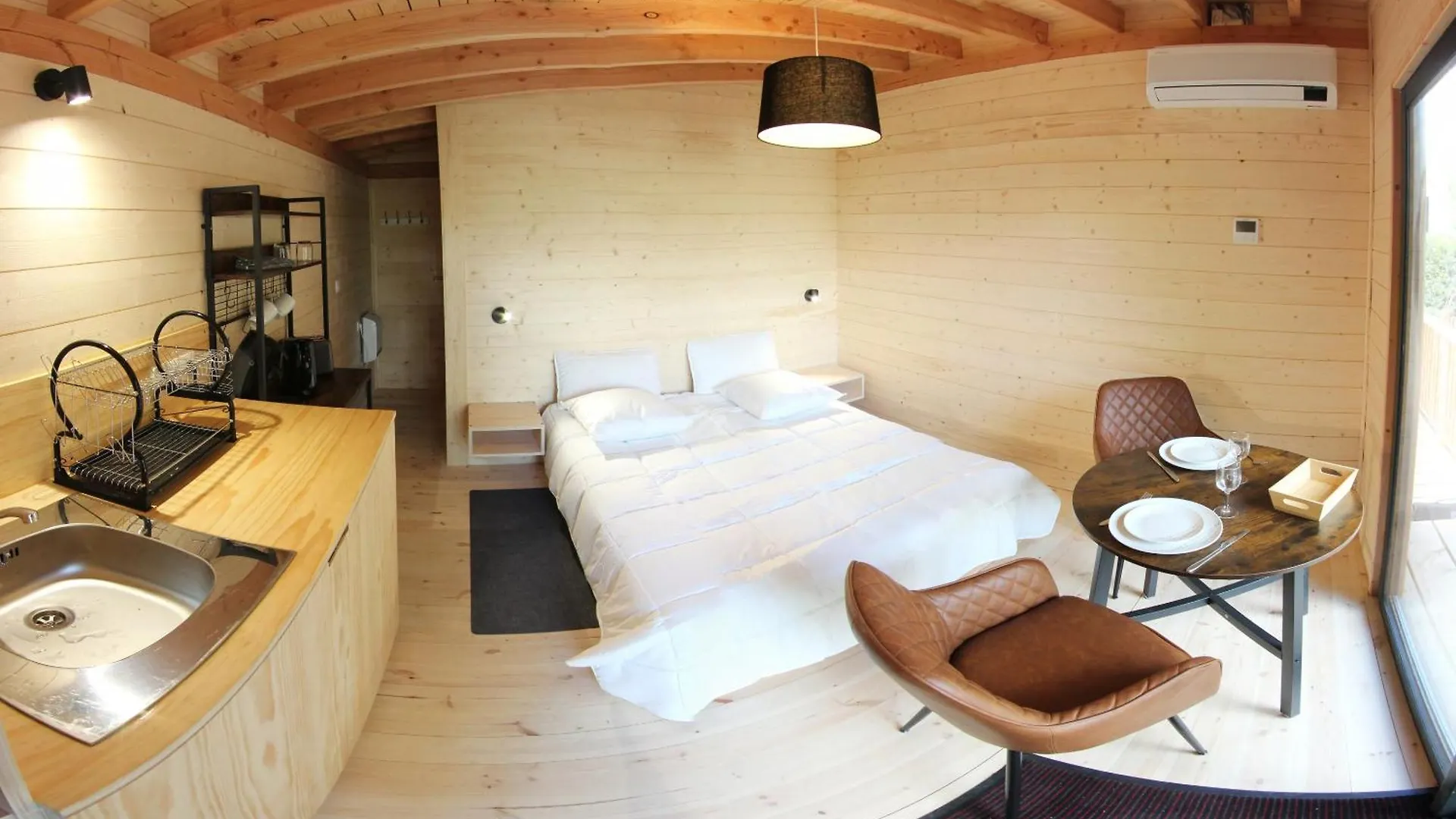 Lodges Arverne Vic-le-Comte Dom wakacyjny